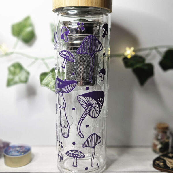 Mushroom Vibes Glasflasche mit Sieb – Bild 2