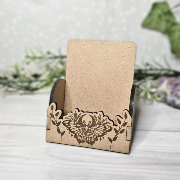 Business Witch Moth Visiten­karten­halter | Hochformat